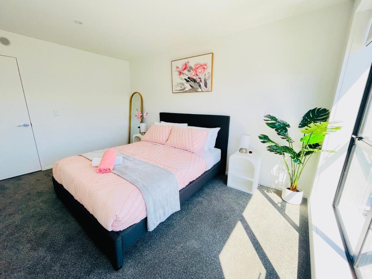 כרייסטצ'רץ' Walking Distance To Riverside Market & Hospital מראה חיצוני תמונה